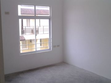 READY FOR OCCUPANCY, Corner 4BR Townhouse for sale in Cavite,30 mins drive to Manila