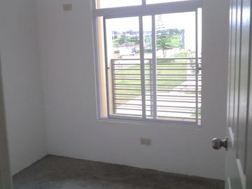 READY FOR OCCUPANCY, Corner 4BR Townhouse for sale in Cavite,30 mins drive to Manila