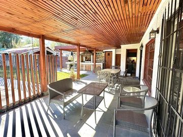 Loteo Las Vizcachas, Linda casa 3 dormitorios con piscina