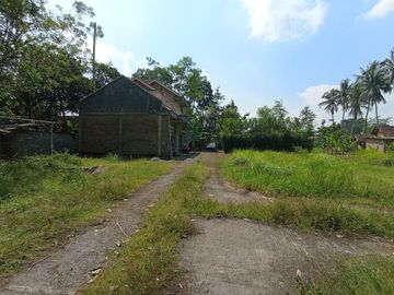 Rumah berlokasi strategis di selatan komplek akmil Magelang