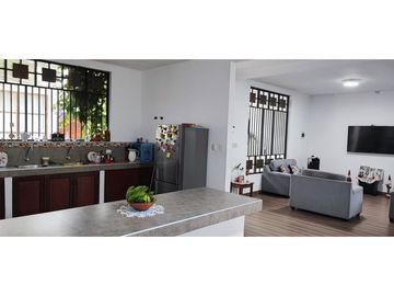 Casa en Venta - Tarapoto - Las Palmas