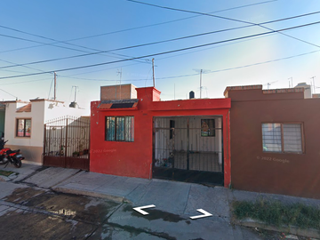 CASA EN VENTA EN COL. LA ESTANCIA, AGUSCALIENTES, AGUASCALIENTES! - JCH
