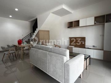Disewakan Rumah 2Lt Pik2 Millenial Uk 8X12,5 Furnish Siap Huni