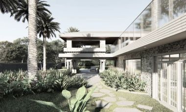 House for Sale in Forbes park, Makati ( Old House )