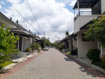 RUMAH DI SEWON BANTUL JALAN IMOGIRI BARAT KM 7 DEKAT KOTA YOGYAKARTA