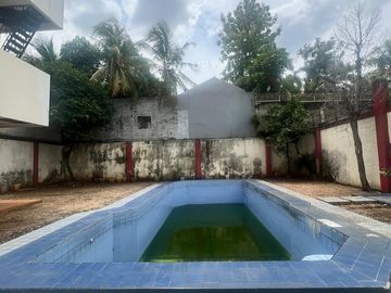 Rumah Besar Ada Swimming Pool Di Jaksel JA 18306