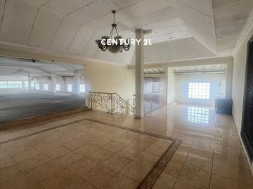 Rumah Besar Ada Swimming Pool Di Jaksel JA 18306