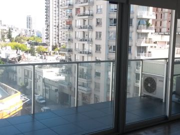 Interesante monoambiente en Edificio Up Grade, super luminoso,al frente.