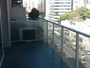 Interesante monoambiente en Edificio Up Grade, super luminoso,al frente.