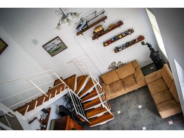 VENTA CASA CAMPESTRE MELGAR- 440M2