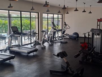 RESIDENCIA EN PRE VENTA  EN PRADERAS DEL MAYAB, CONKAL -  3 RECÁMARAS  Y ALBERCA