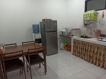 RUMAH MEWAH MURAH 2 LANTAI SIAP HUNI CIHANJUANG DEKAT KATUMIRI DAN STIKES RAJAWALI.