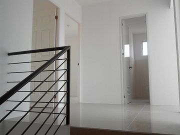 4BR Single House and Lot w/ Balcony for Sale in Cavite
