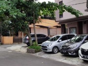 Kantor/gedung Cocok Untuk Bimbing Belajar Atau Gedung Kursus sayap pahlawan Bandung