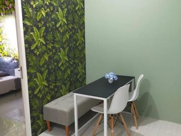 Apt. Puncak Dharmahusada View pool Listrik 2200watt Full Furnish
