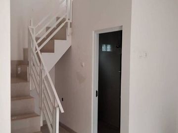 Cluster mewah dekat tol sawangan