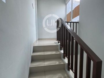 Rumah Disewakan di JGC Cluster Yarra Cakung Jakarta Timur