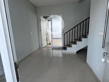 Rumah Disewakan di JGC Cluster Yarra Cakung Jakarta Timur