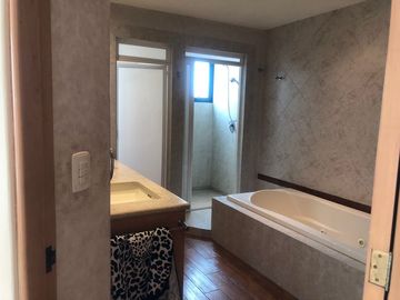 DEPARTAMENTO P.H. EN VENTA CON BALCON