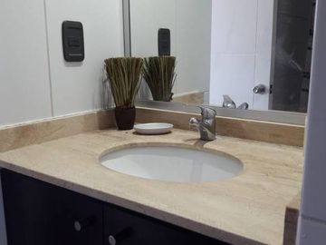 PARQUE FORESTAL, METRO, MONJITAS