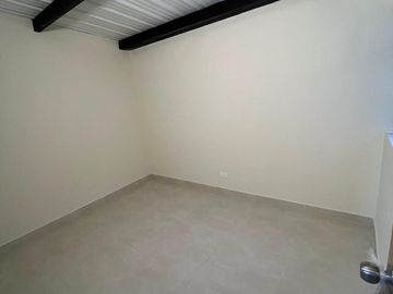 apartamento en arriendo en carmen colonial. Cod A401163