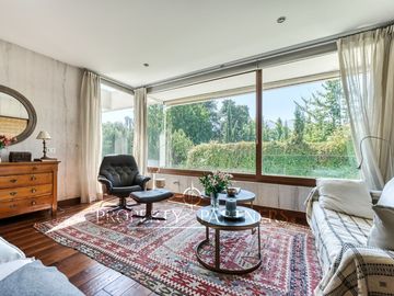Exclusivo y único  Penthouse de 3 pisos con espectacular vista ,en los dominicos antiguos