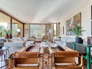 Exclusivo y único  Penthouse de 3 pisos con espectacular vista ,en los dominicos antiguos