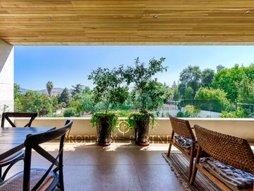 Exclusivo y único  Penthouse de 3 pisos con espectacular vista ,en los dominicos antiguos