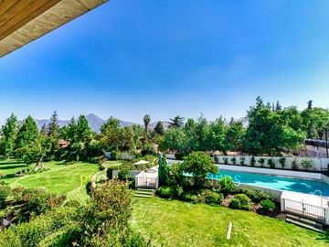 Exclusivo y único  Penthouse de 3 pisos con espectacular vista ,en los dominicos antiguos