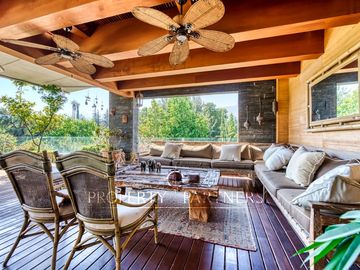 Exclusivo y único  Penthouse de 3 pisos con espectacular vista ,en los dominicos antiguos