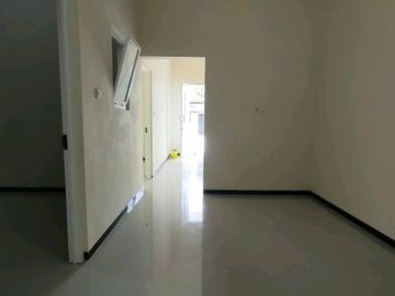 Jual Rumah Baru Strategis Malang