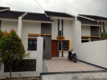 Rumah Strategis Siap Huni Di Baturaden Ciwastra Kota Bandung Dekat Metro Indah Mall