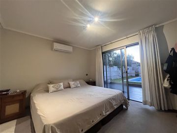Se Vende casa 5D 3B El Remanso de Chicureo, Brisas Norte
