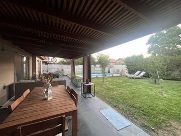 Se Vende casa 5D 3B El Remanso de Chicureo, Brisas Norte