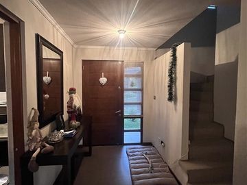 Se Vende casa 5D 3B El Remanso de Chicureo, Brisas Norte