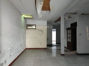 Dijual Rumah Tua Hitung Tanah Di Pondok Indah Jakarta Selatan