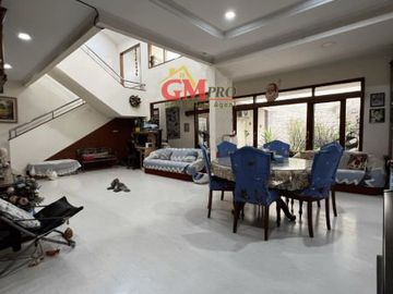 DIJUAL RUMAH SIAP HUNI DI BATUNUNGGAL BANDUNG - PUSAT