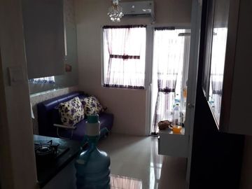 Apartemen bulanan full furnish dan wifi ready green pramuka