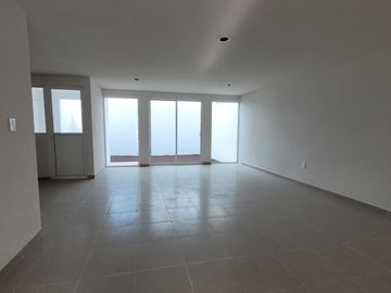 Se vende casa nueva en fracc 