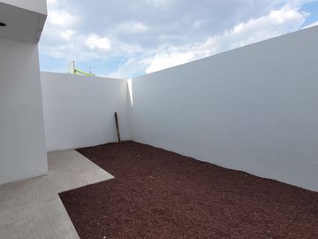 Se vende casa nueva en fracc 