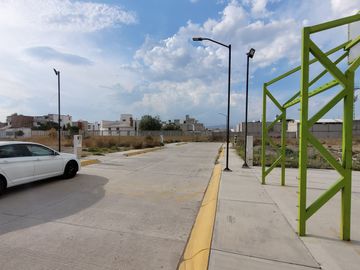 Se vende casa nueva en fracc 