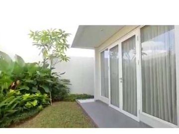 Giri - Rumah Modern Luas di Suvarna Sutera