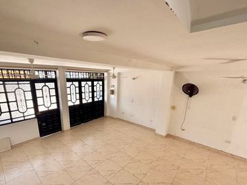 casa en venta en victoria real, las margaritas. Cod V9763779