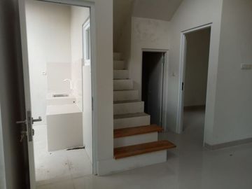 DIJUAL RUMAH 2 LANTAI DEKAT RSU AURI, MANADO BISA KPR