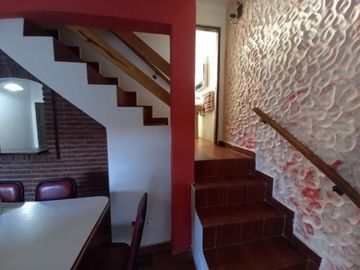 Casa + 3 duplex en venta (1430)