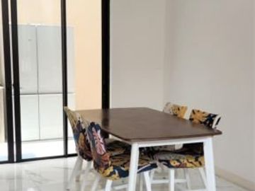 Rumah Fully Furnished Cluster Semayang Asya Jakarta Garden City