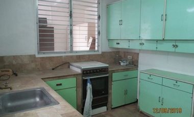 House for rent in Cebu City, Gated in Banilad close to I.t Park, 4-br