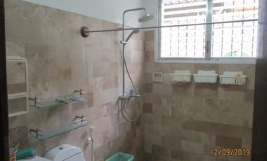 House for rent in Cebu City, Gated in Banilad close to I.t Park, 4-br