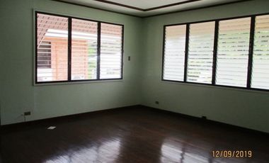 House for rent in Cebu City, Gated in Banilad close to I.t Park, 4-br
