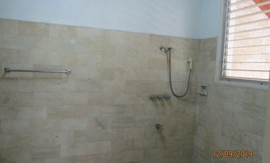 House for rent in Cebu City, Gated in Banilad close to I.t Park, 4-br